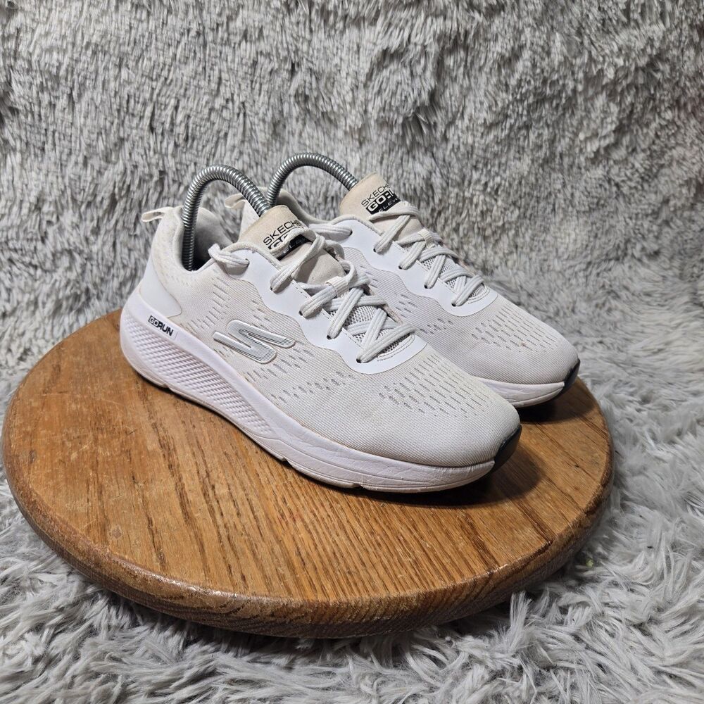 Skechers Womens Go Run Elevate White Running Athletic Comfort Sneakers Size 7.5